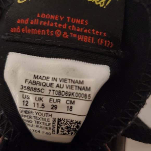 Youth Looney Tunes Converse Chuck Taylor All Stars - Picture 6 of 11